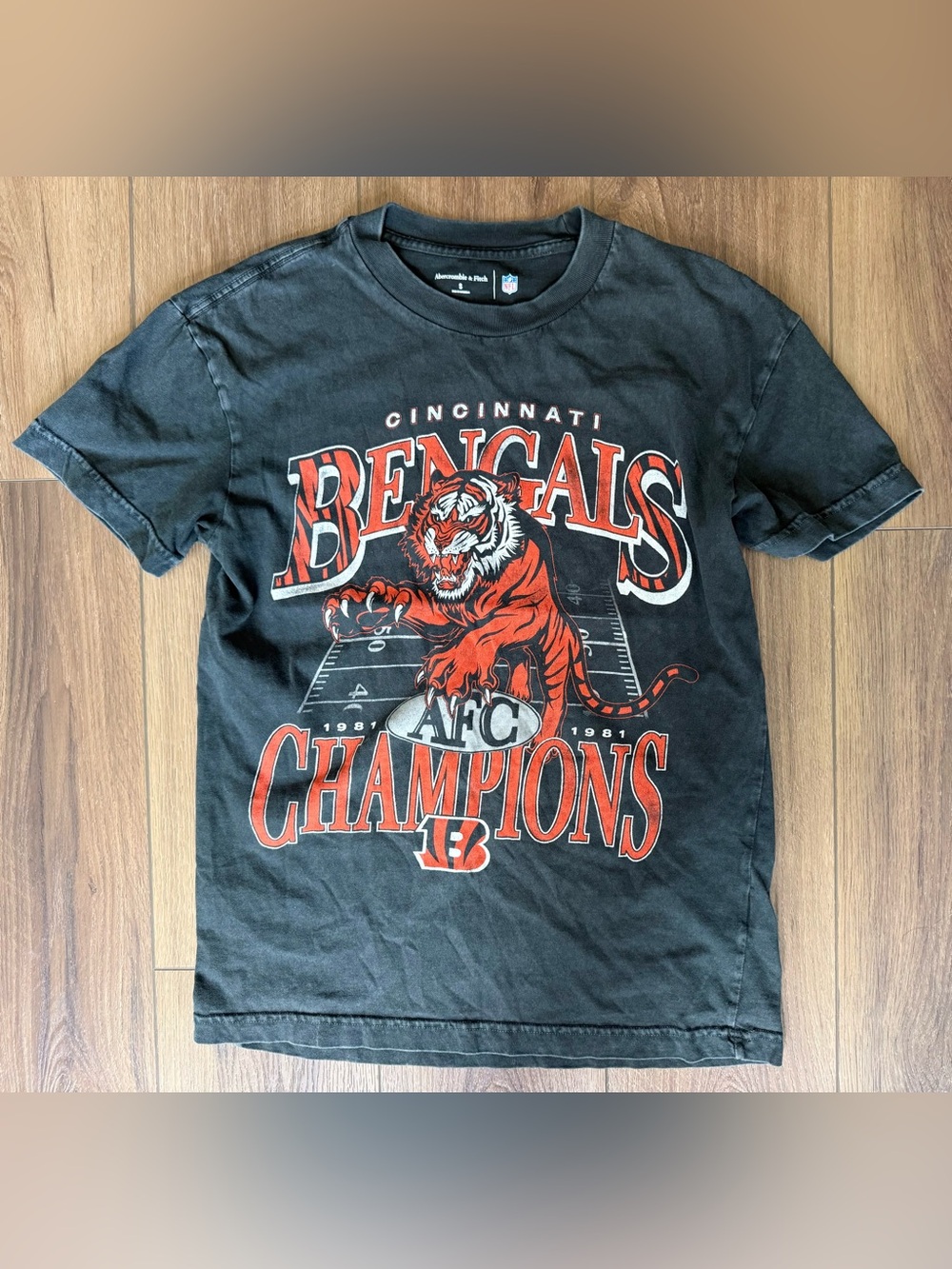Abercrombie & Fitch NFL Cincinnati 1981 Bengals Men's Black S Cotton T-Shirt
